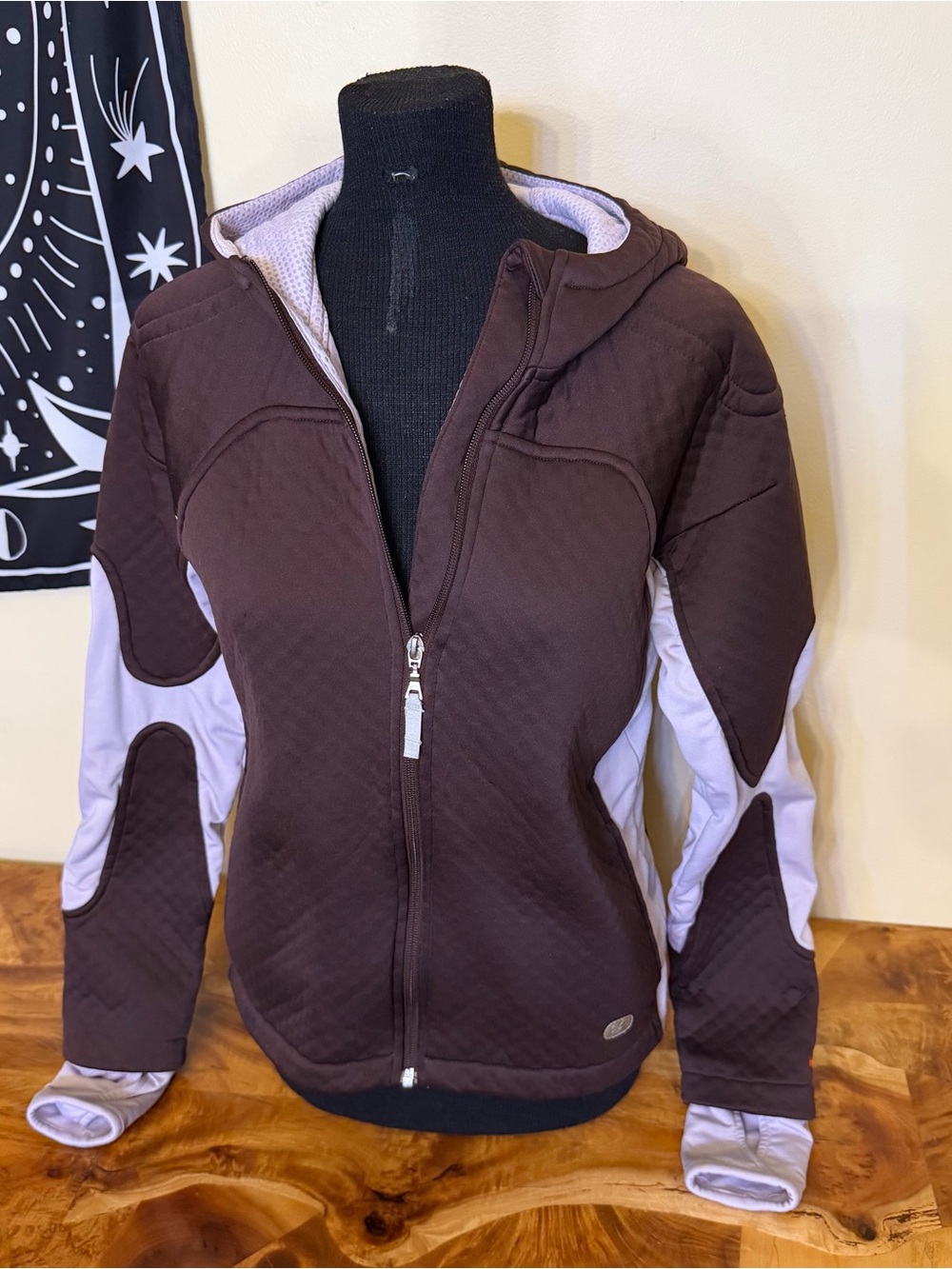 Nike Sphere Thermal Jacket Womens Medium Quilted Hooded Full Zip Running